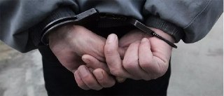 Необычное ограбление: мужчина украл ящик лосьона в магазине