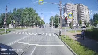 Ученику в Гранте не удалось избежать аварии на Калинина