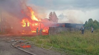 Пожар в Кирове: жилой дом загорелся во время грозы