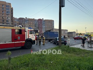 Серьезная авария с мотоциклистом произошла на улице Жуковского