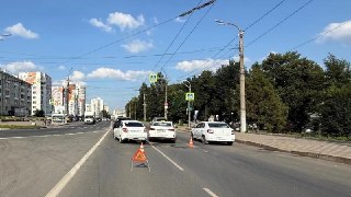 Массовое ДТП у вокзала: пострадала женщина в Mercedes